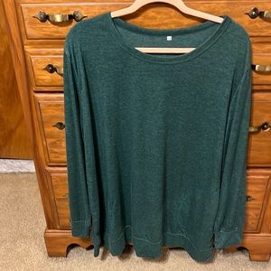 Green long sleeve shirt with pockets Plus Size